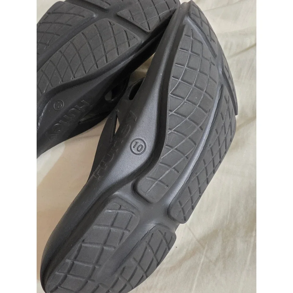 Hurley size 10